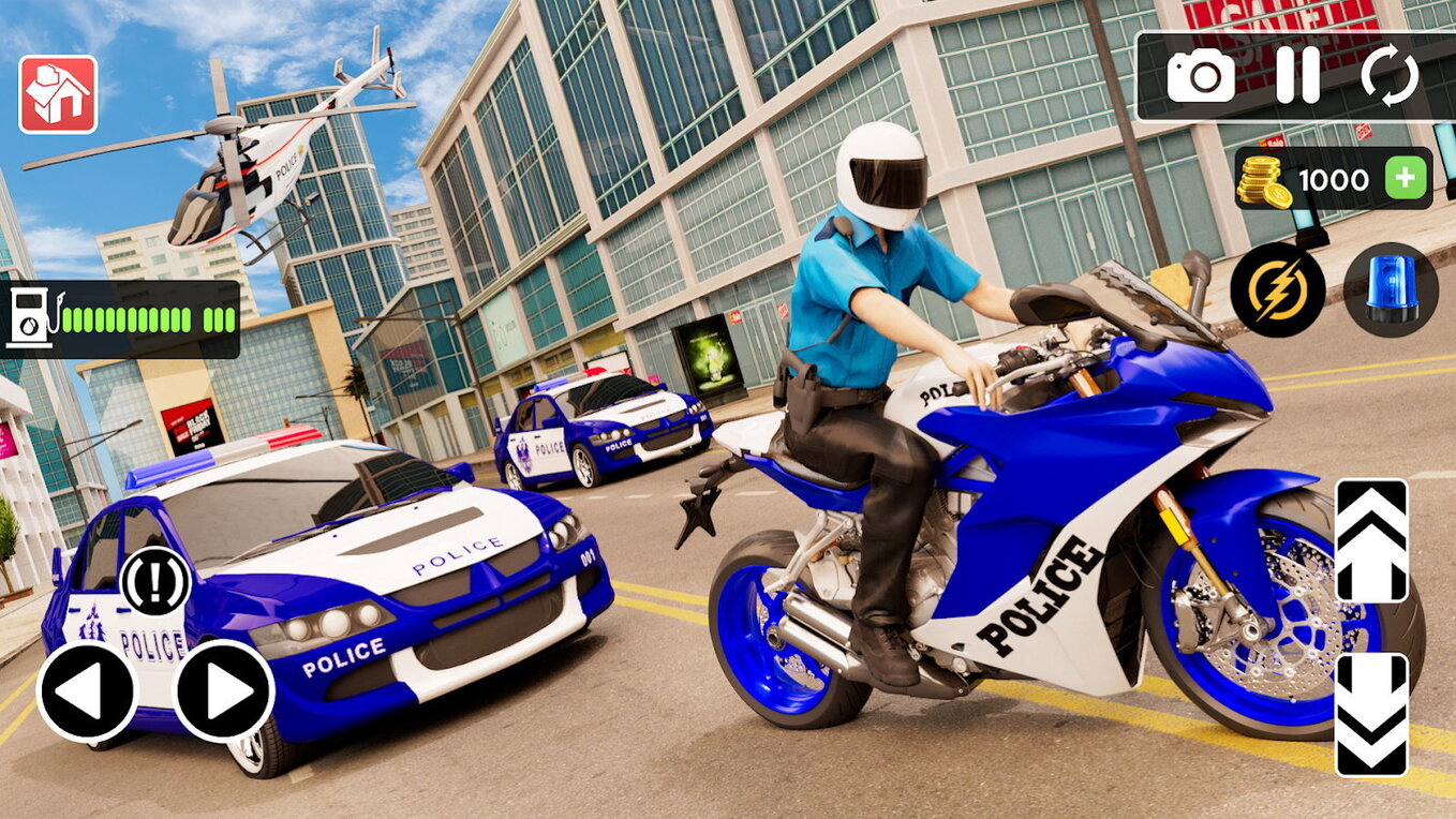 警察驾驶摩托车